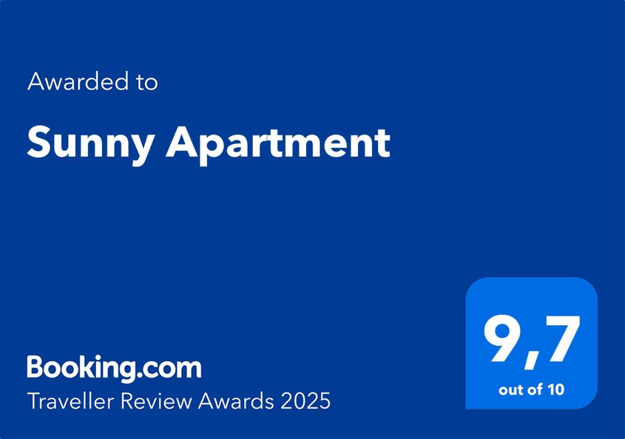 Sunny Apartment Рига Экстерьер фото